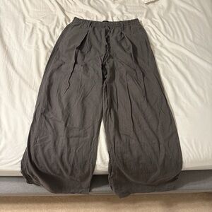 Zara Women’s Dark Grey Pants